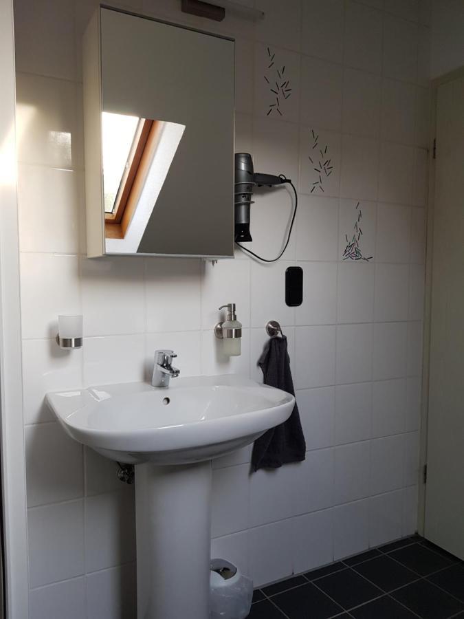 Casa Blanca Apartment Niestetal ภายนอก รูปภาพ